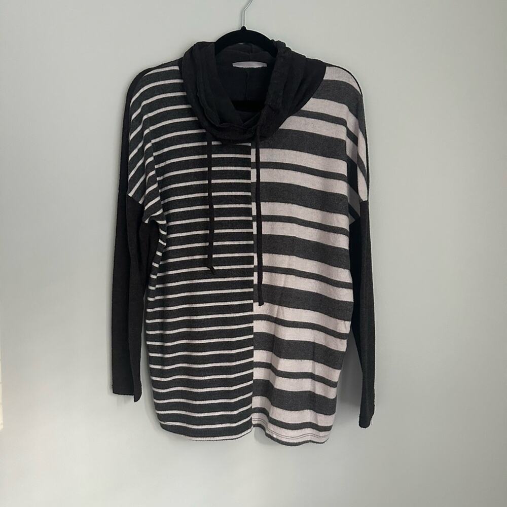 Jules and James Cowl Neck Knit long sleeve top